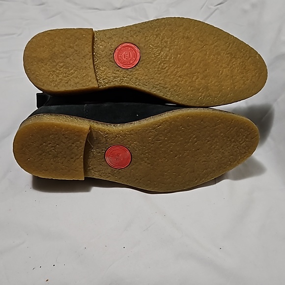 Chelsea boots by Base London. - Picture 6 of 7